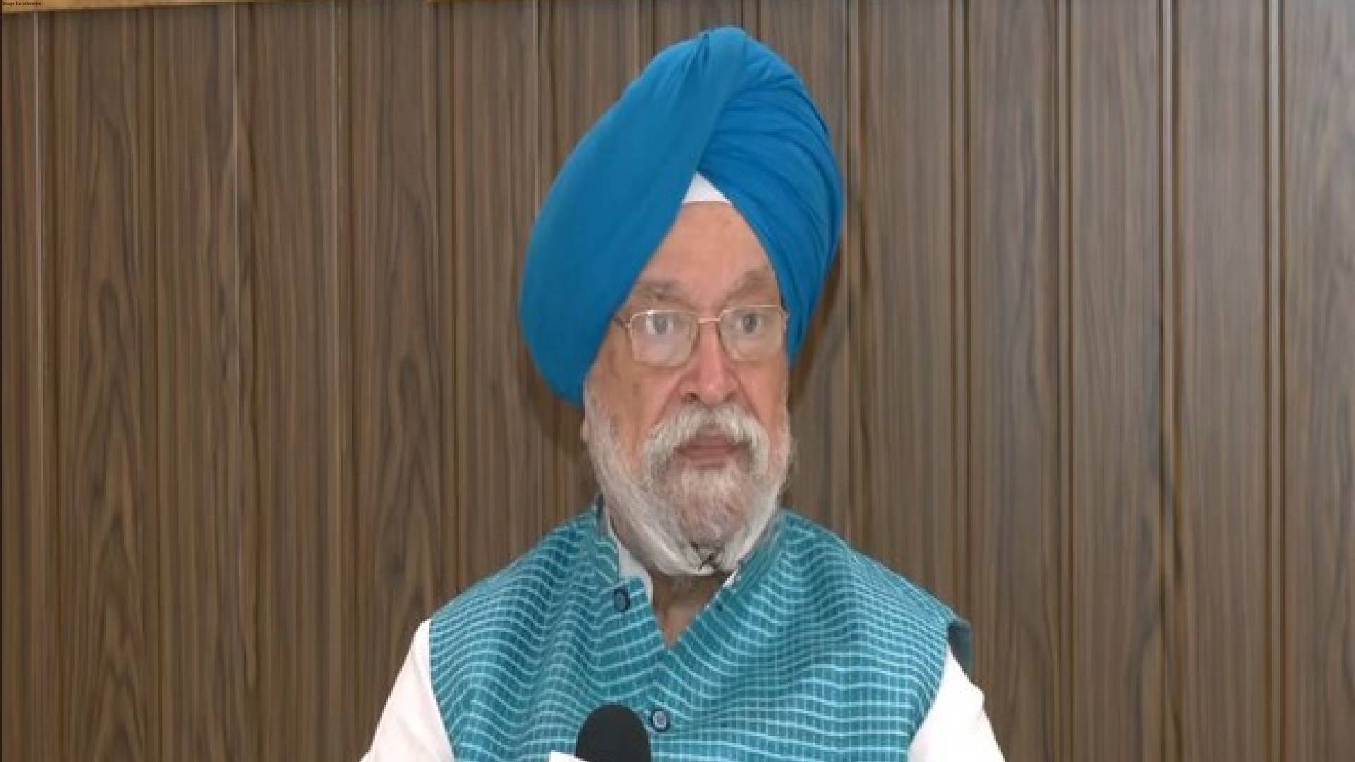 Aadhar authentication for LPG is being done to check bogus customers: Hardeep Singh Puri